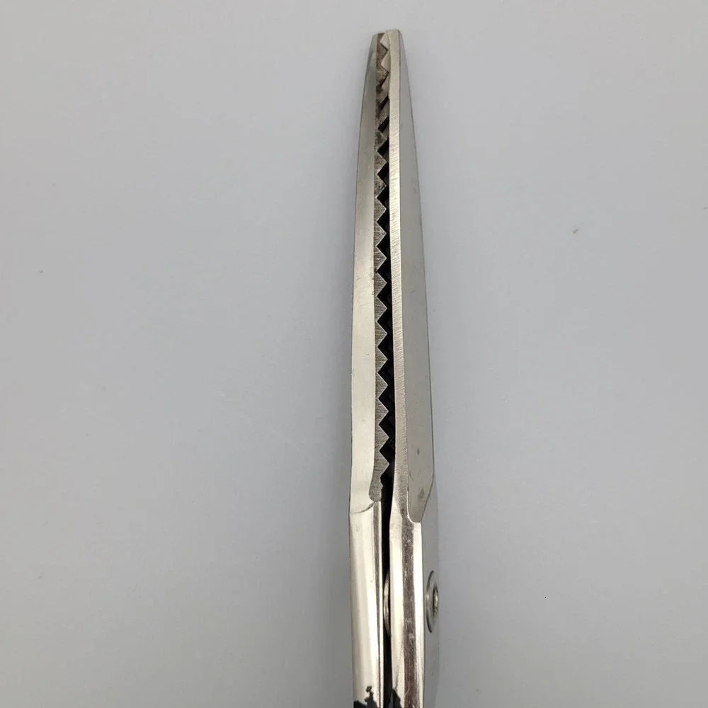 Vintage Joy USA Pinking Shears 9 Inch Heavy Duty Zig Zag Fabric Scissors‎ Black